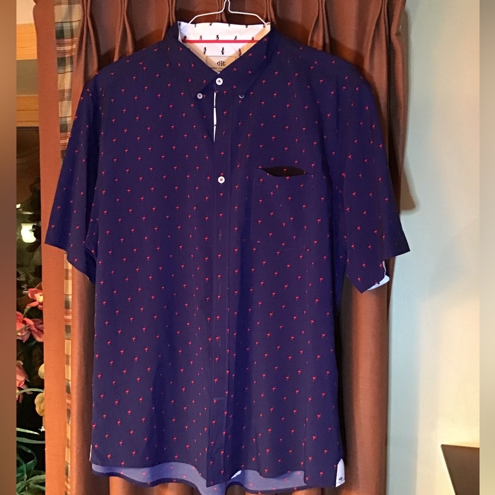 NWOT Report Collection Resort Stunning Flamago Design Short Sleeve in Size XXL